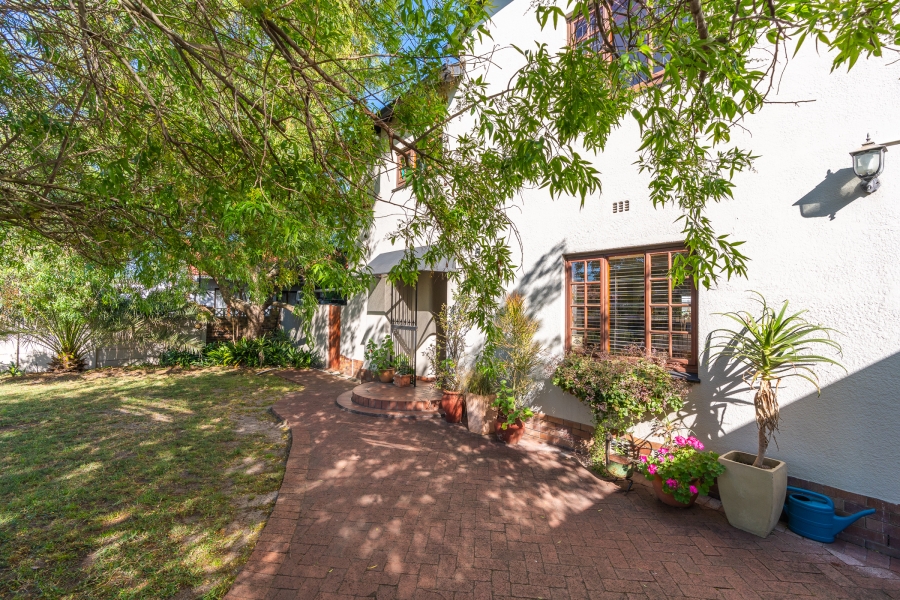 3 Bedroom Property for Sale in Pinelands Western Cape